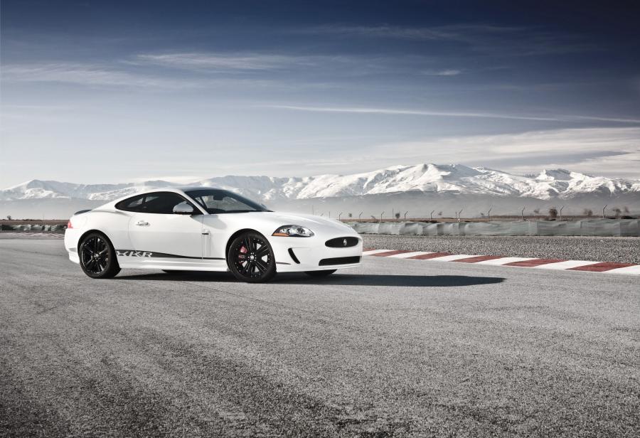  Jaguar XKR Black Pack 2010 года  (фото 23 из 23)